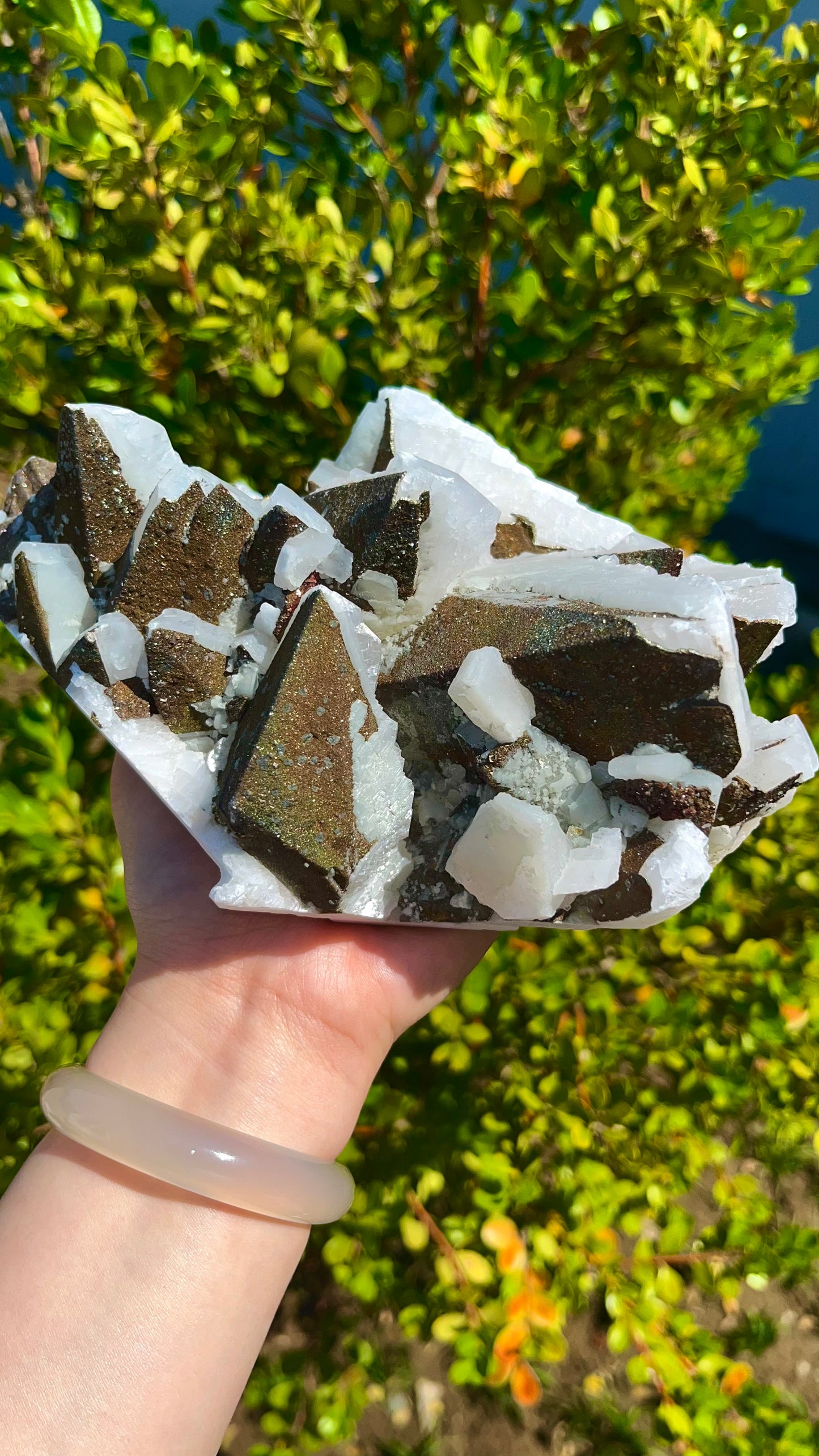 1.7KG Transparent Garden Quartz Natural Raw Crystal Mineral Specimen
