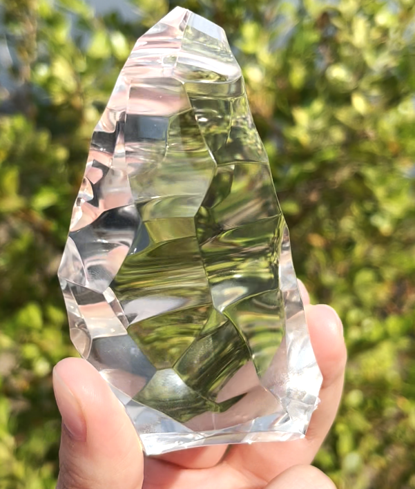 Natural Pure Clear Quartz 0.5kg High Clarity Raw Mineral Specimen