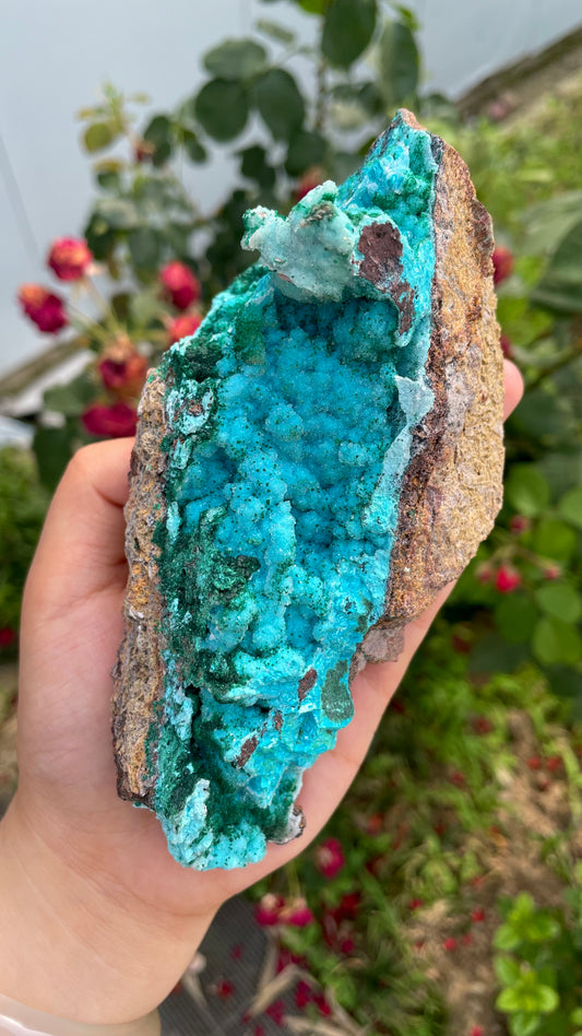 - 0.4KG Natural Blue Hemimorphite Mineral Specimen