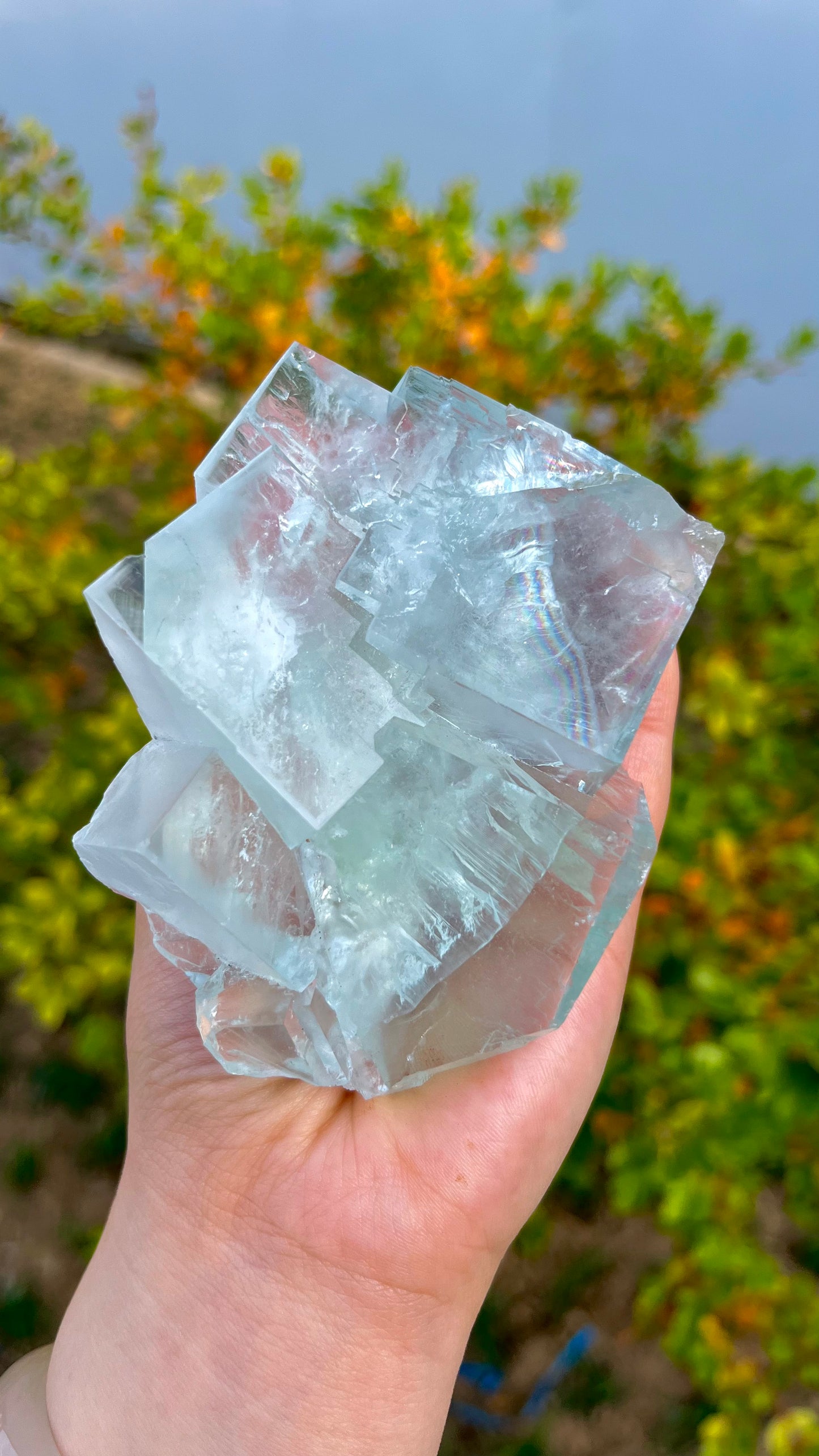 Natural Ice Transparent Green Fluorite 0.5kg Healing Mineral Specimen