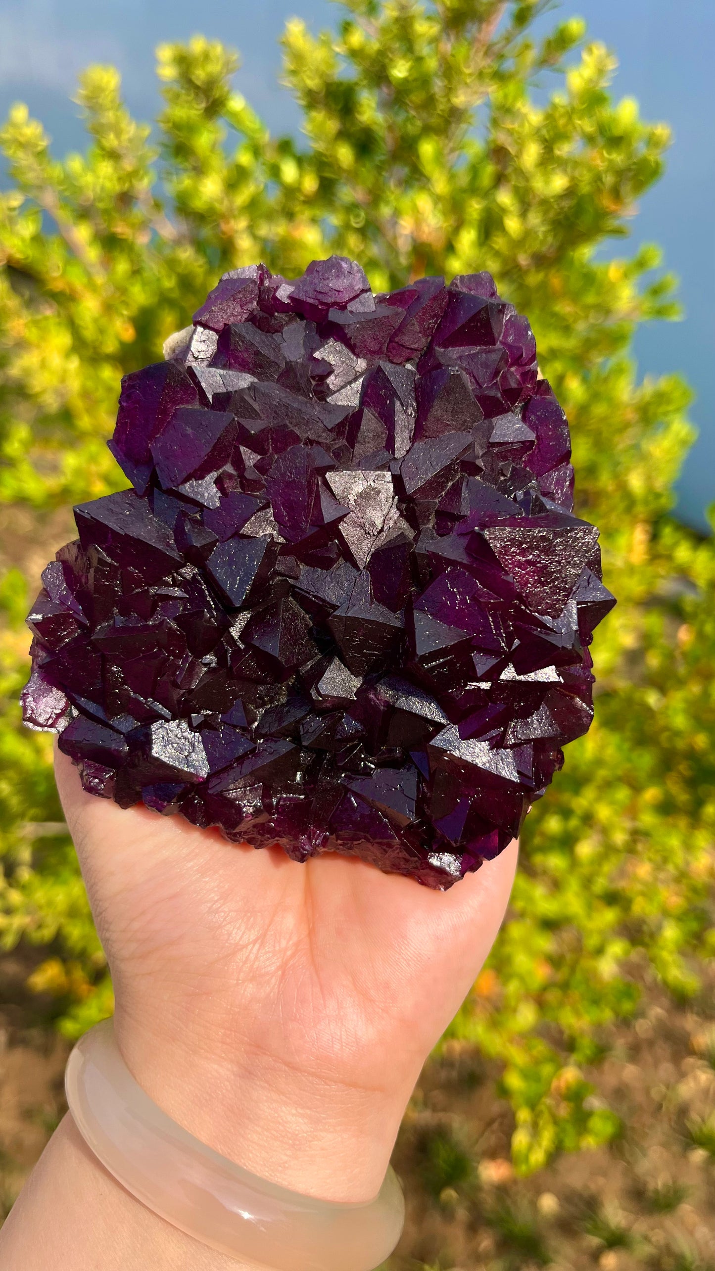 0.4KG Natural Octahedral Purple Fluorite Mineral Specimen