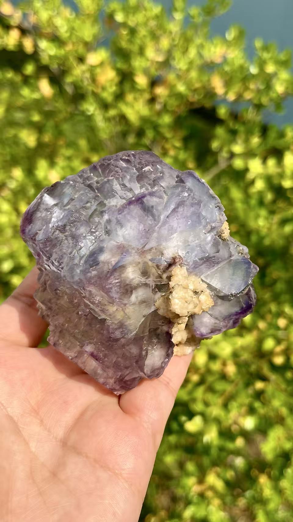 Natural Origin Yaogangxian Purple Fluorite Healing Crystal 0.4kg