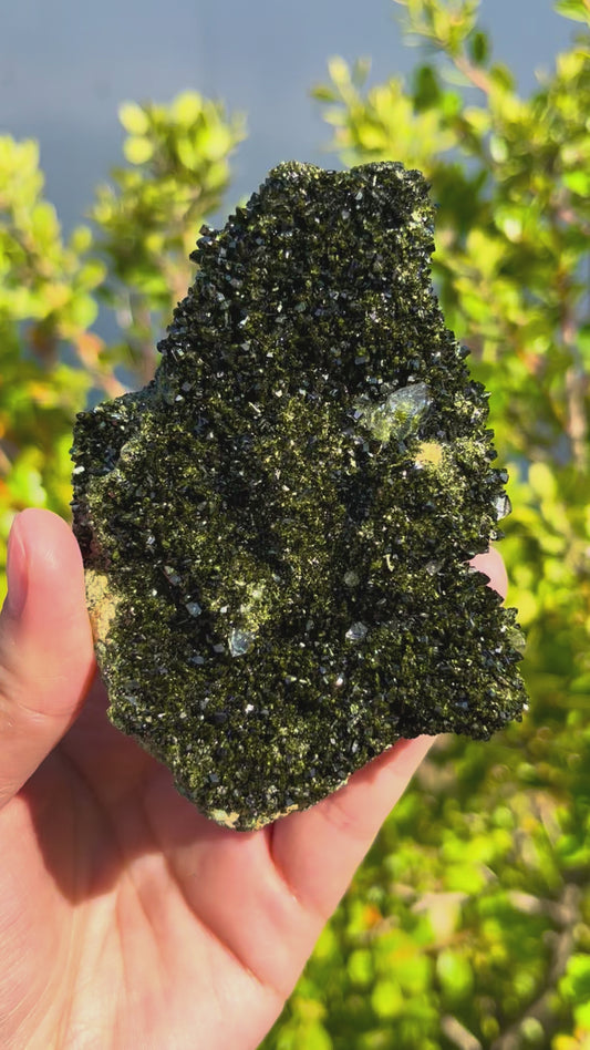 0.2KG Natural Epidote Symbiotic Crystal Raw Mineral Specimen