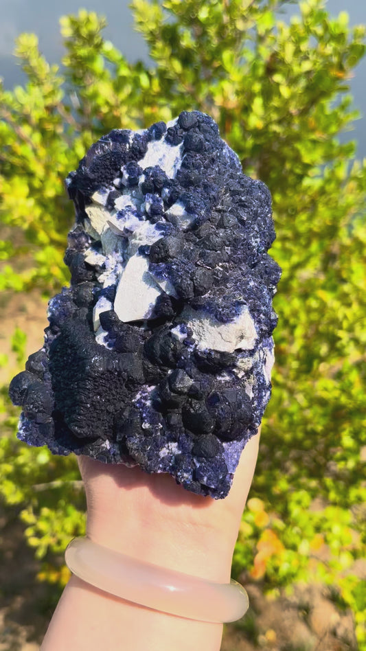 0.6KG Natural Blueberry Fluorite Raw Mineral Specimen