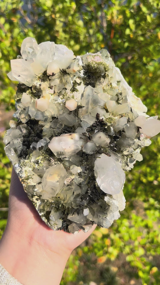 0.5KG Natural Epidote Crystal Raw Specimen