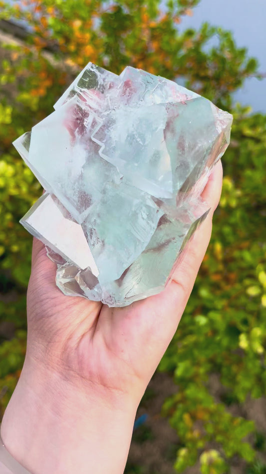 Natural Ice Transparent Green Fluorite 0.5kg Healing Mineral Specimen